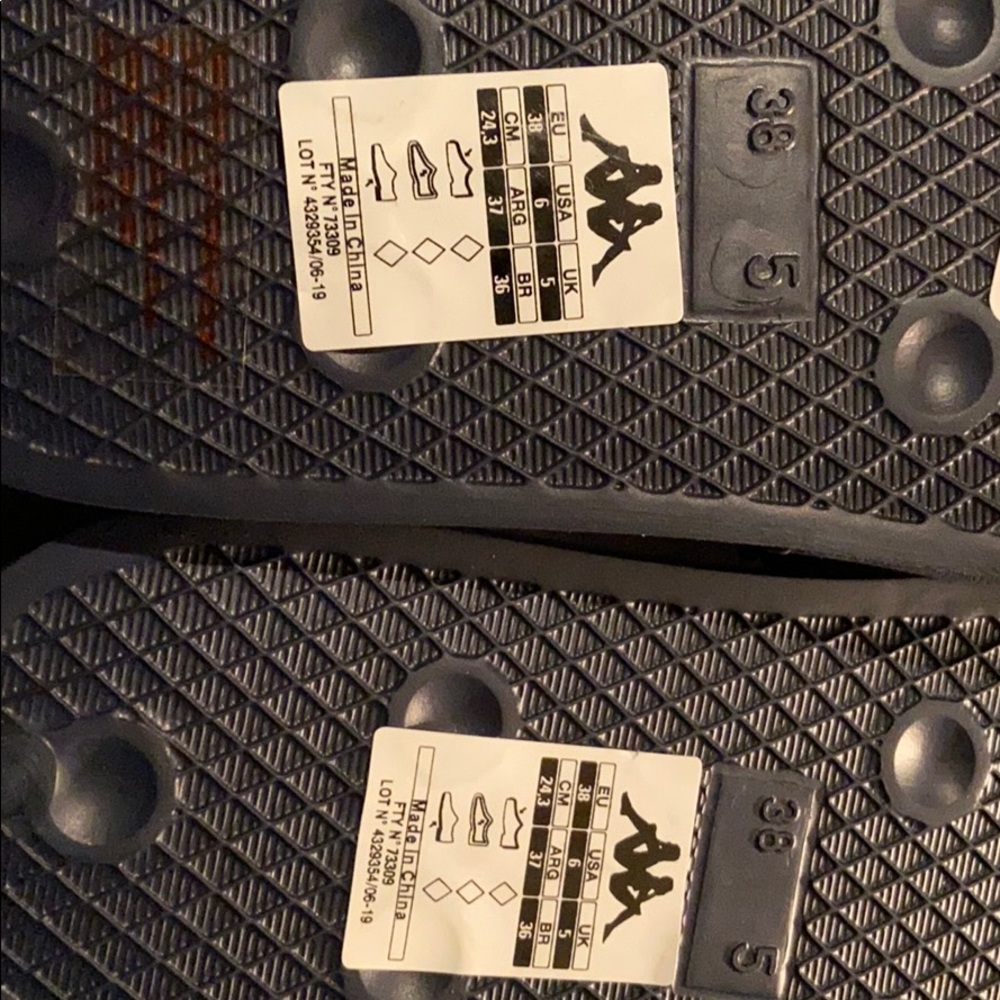 Kappa Authentic Caesar 1 slides 🔥🔥 - Picture 7 of 7